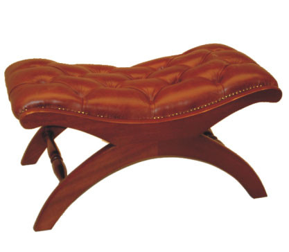 Chesterfield Hocker - Period Stool