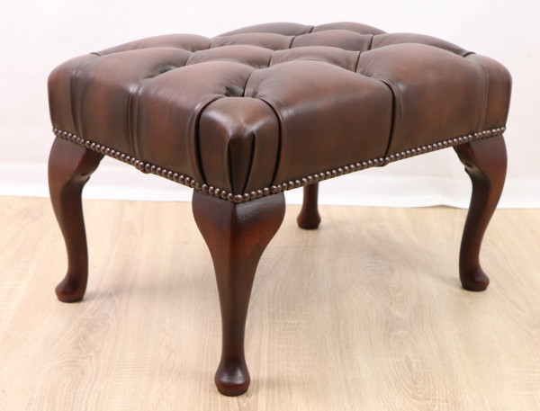 Chesterfield Hocker Queen Anne stool